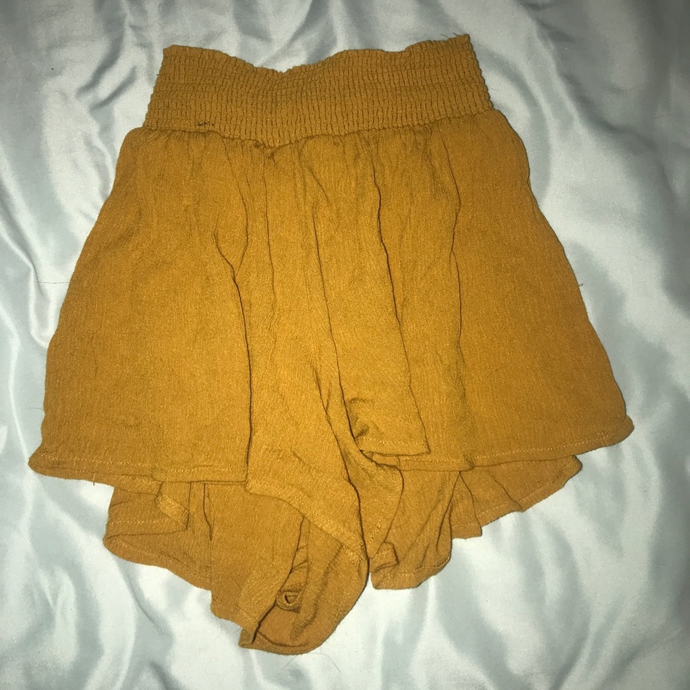 Flowy shorts